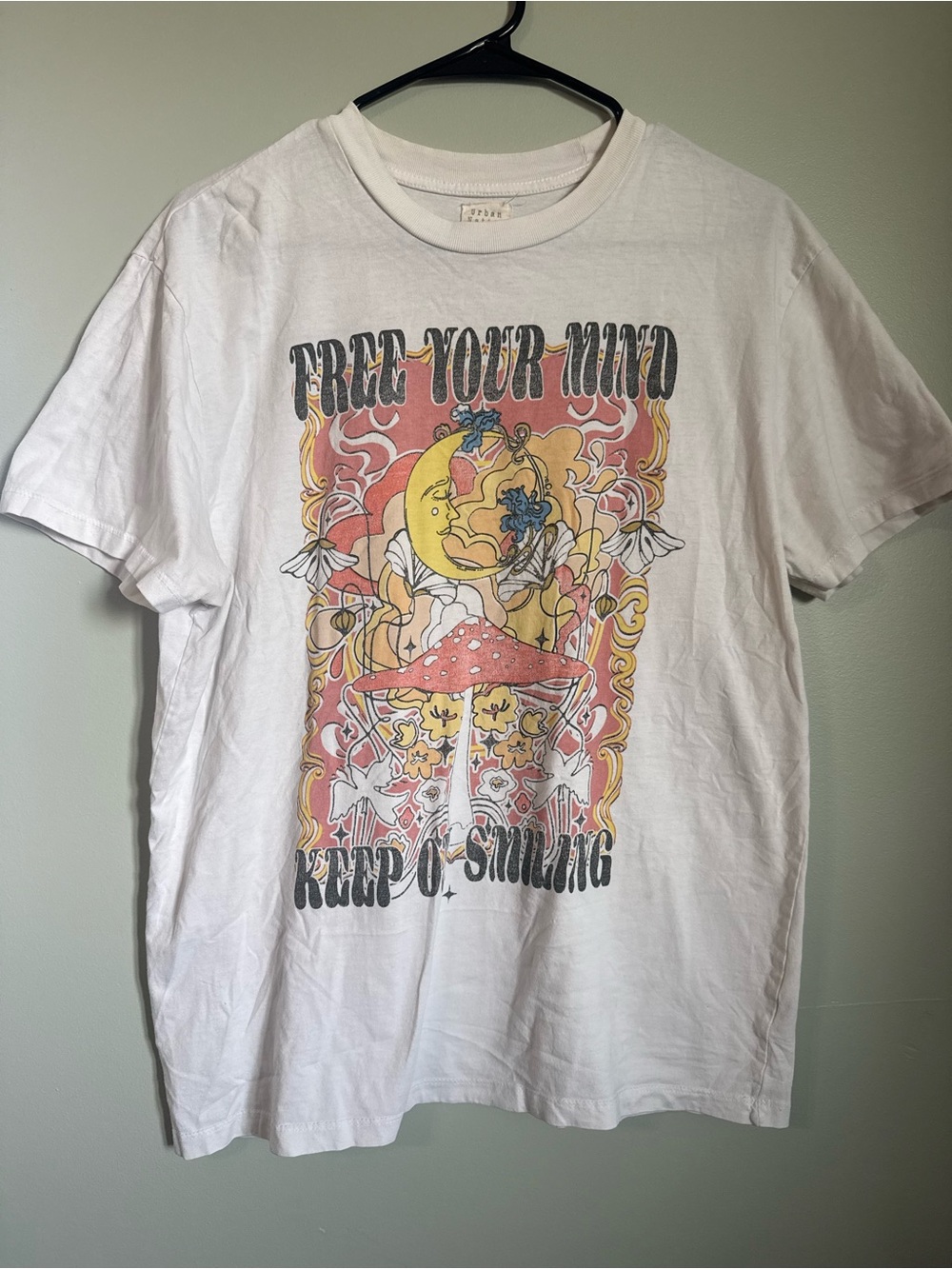 White Graphic Short-Sleeve Tee — 'Free Your Mind'